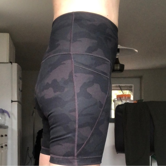 Athletic Works Camouflage Bike Shorts Size medium - Picture 9 of 9